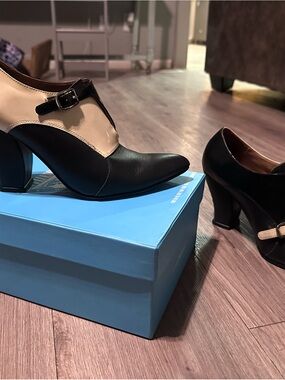 John Fluevog Black and Cream Two-Tone Mary Jane Heels